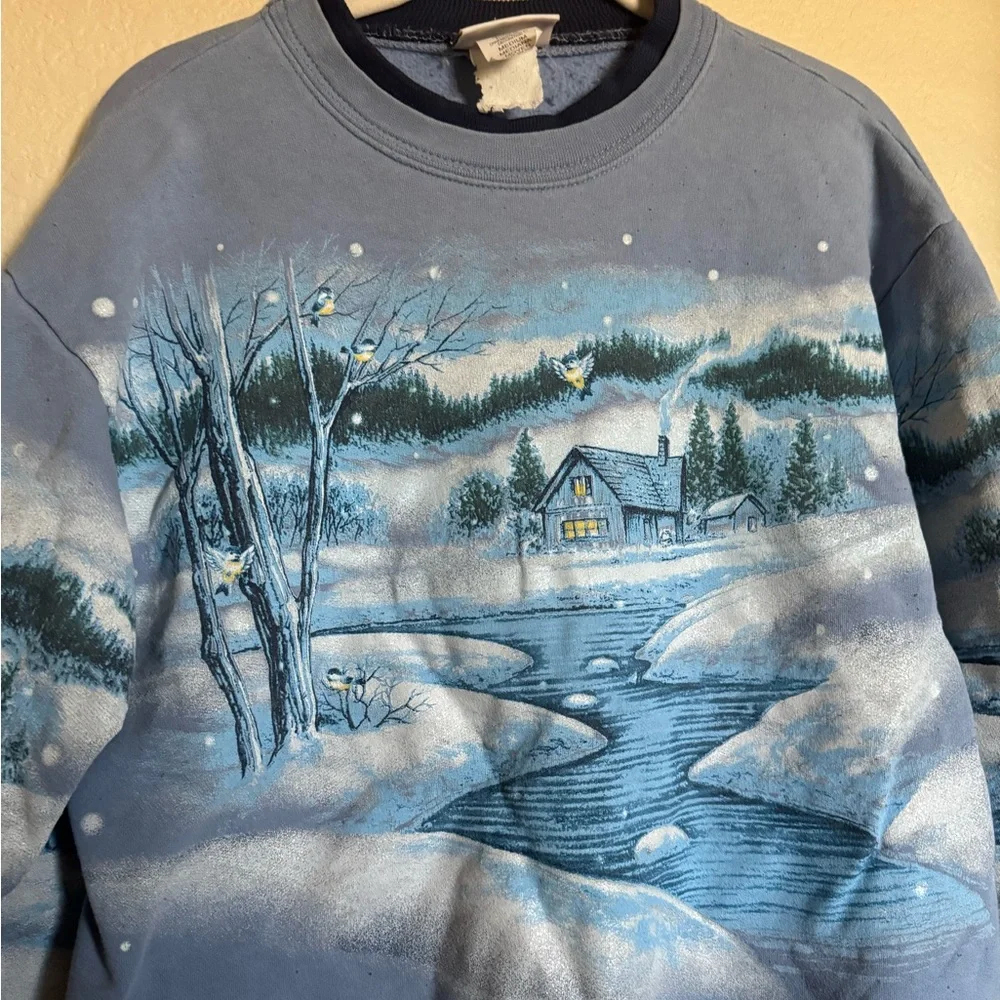 Vintage 90s Winter Wonderland Nature Snow Scene Sweater Sz M Blue All Over Print